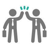 Two people talking to each other, symbolizing communication and collaboration​.